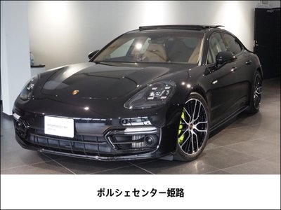 PORSCHE PANAMERA - 1