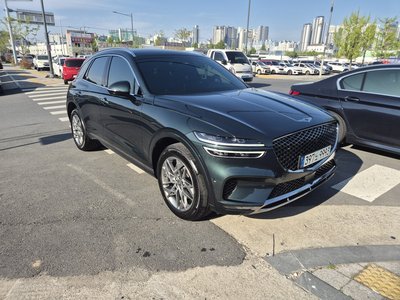 صورة 1 لـ 2021 Genesis GV70