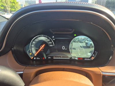 صورة 9 لـ 2021 Genesis GV70