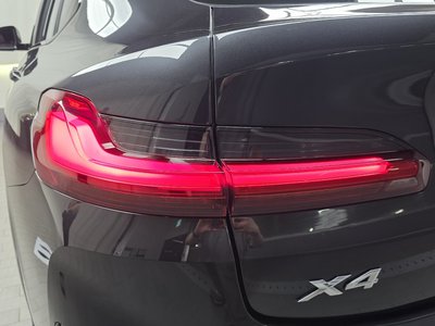 BMW X4 - 10