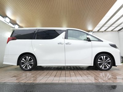 TOYOTA ALPHARD - 9