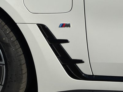2025 BMW I4 thumbnail 67