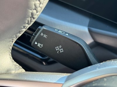 2025 BMW I4 thumbnail 52