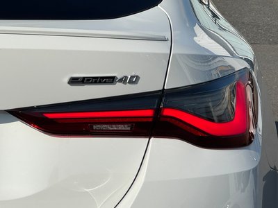 2025 BMW I4 thumbnail 13