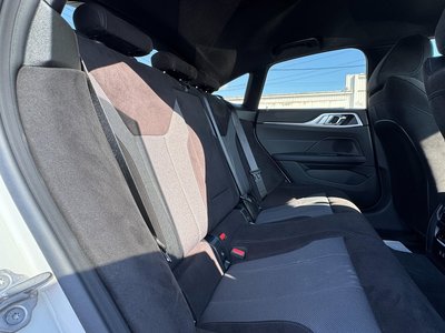 2025 BMW I4 thumbnail 38