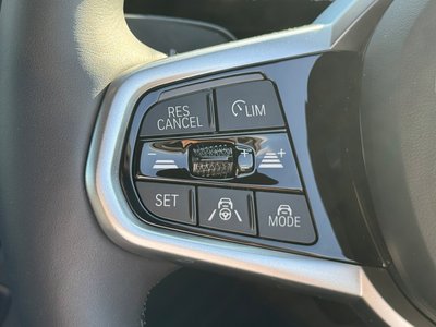 2025 BMW I4 thumbnail 19