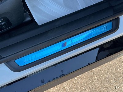 2025 BMW I4 thumbnail 49