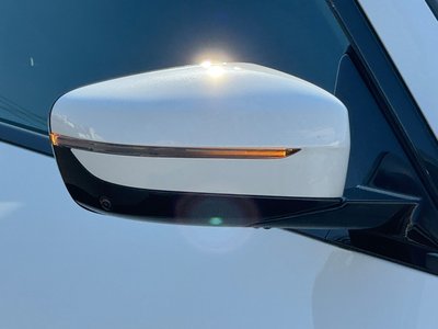 2025 BMW I4 thumbnail 15