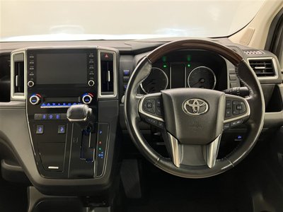 TOYOTA GRAND ACE - 5