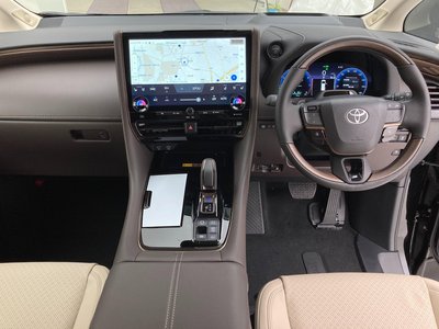 TOYOTA ALPHARD - 2