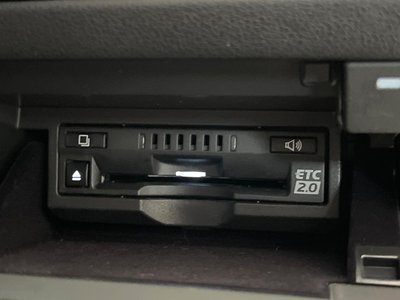 2021 Lexus LS — миниатюра 38