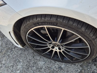 MERCEDES-BENZ CLS - 8