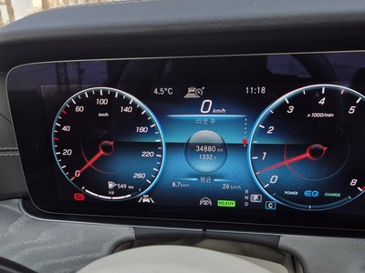 MERCEDES-BENZ CLS - 7