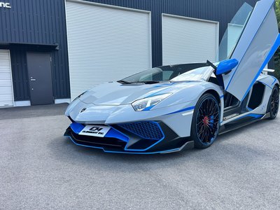 LAMBORGHINI AVENTADOR - 3