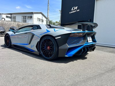 LAMBORGHINI AVENTADOR - 5