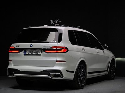 BMW X7 - 4