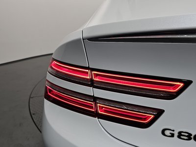GENESIS G80 (RG3) - 10