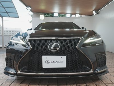 صورة 9 لـ 2023 Lexus LS
