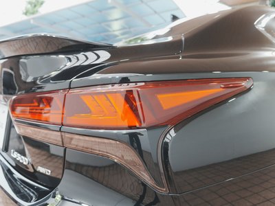 2023 Lexus LS — миниатюра 63