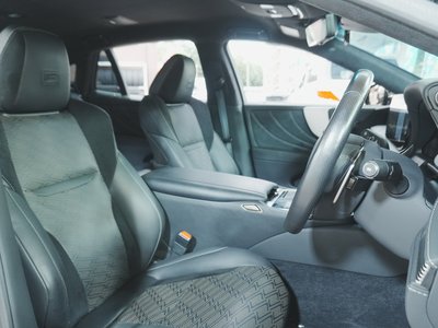 2023 Lexus LS — миниатюра 36