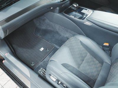 2023 Lexus LS — миниатюра 40
