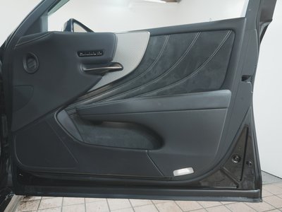 2023 Lexus LS — миниатюра 38