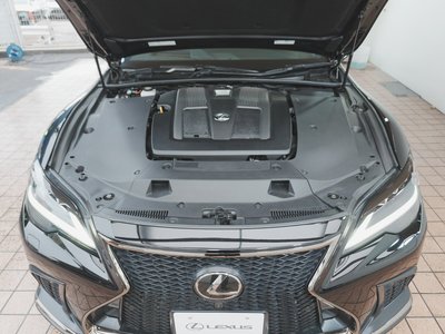 2023 Lexus LS — миниатюра 13