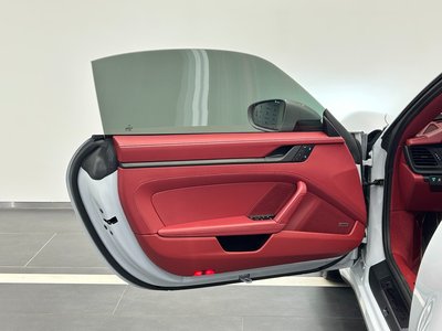 PORSCHE 911 - 9