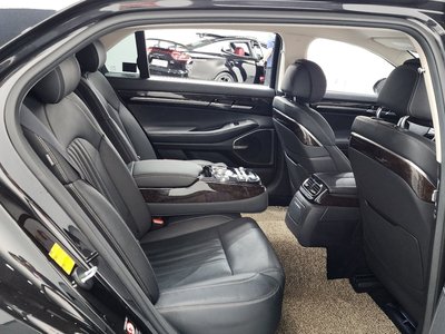 صورة مصغرة 17 لـ 2019 Genesis G90