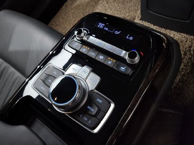 صورة مصغرة 22 لـ 2019 Genesis G90