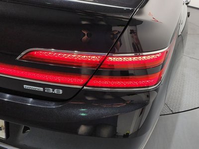 صورة 10 لـ 2019 Genesis G90