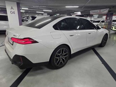 BMW 5 SERIES - 6
