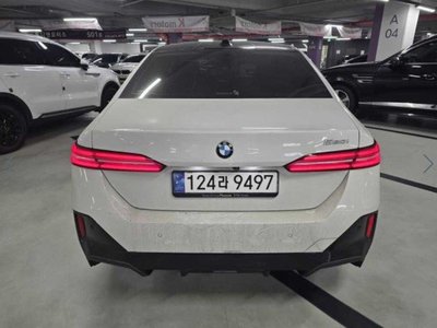 BMW 5 SERIES - 2