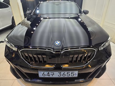 BMW I5 - 2