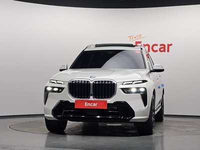 2023 BMW X7 照片 2