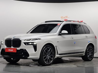 2023 BMW X7 照片 1
