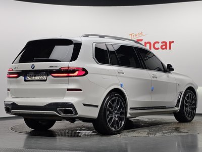 2023 BMW X7 照片 4