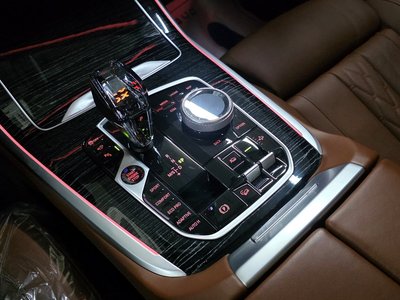 2021 BMW X7 缩略图 13