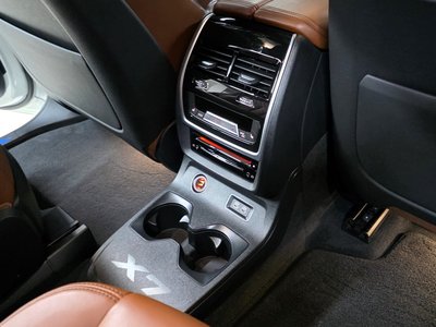 2021 BMW X7 缩略图 17