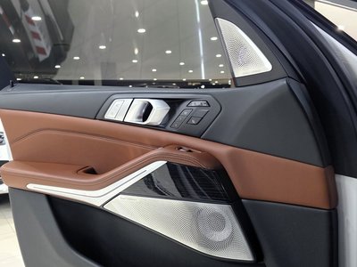 2021 BMW X7 缩略图 20
