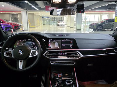 2021 BMW X7 照片 4