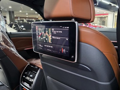 2021 BMW X7 缩略图 18