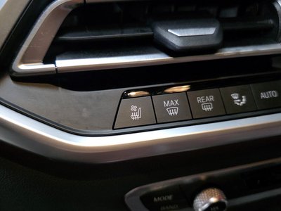 2021 BMW X7 缩略图 15