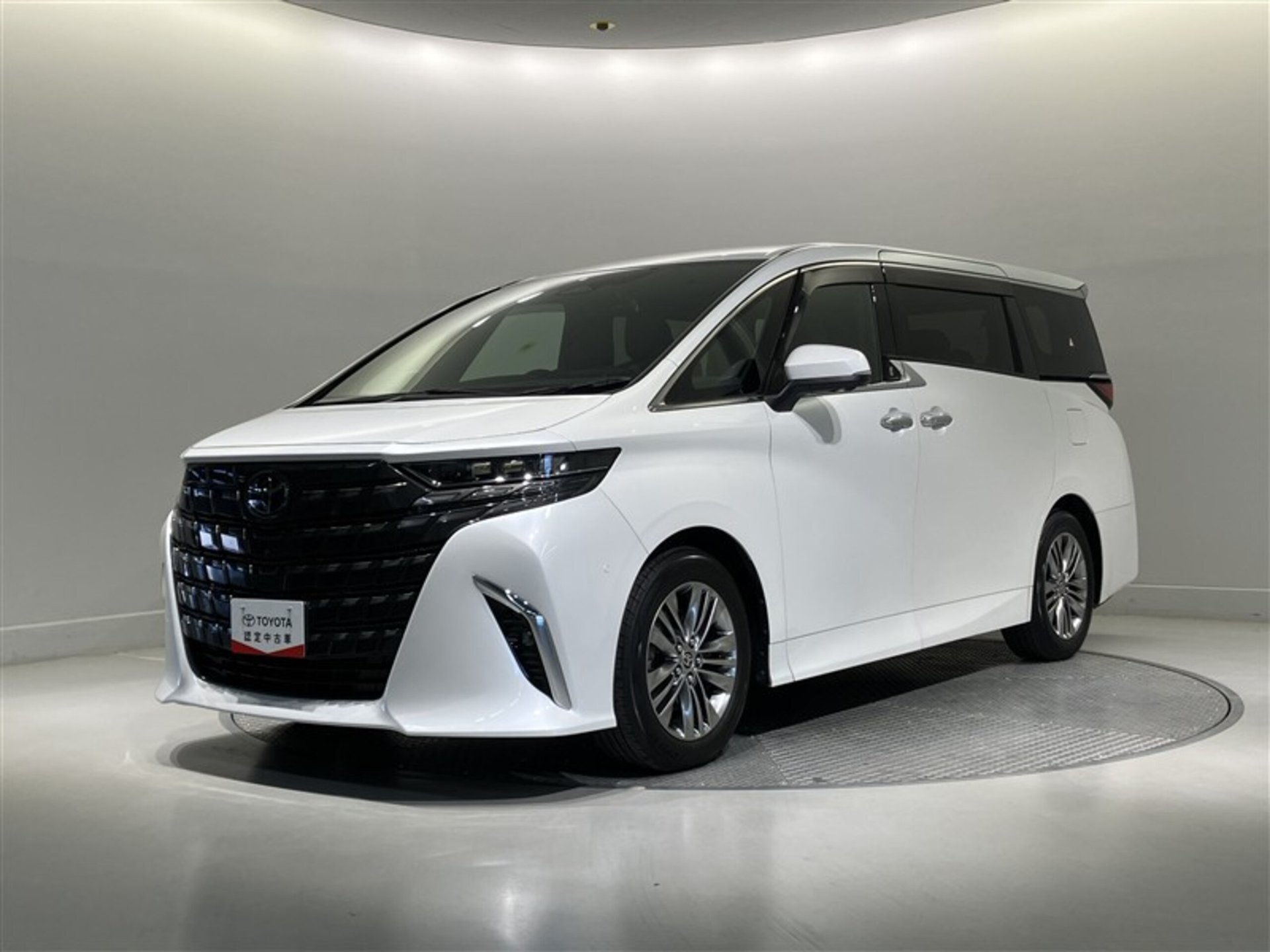 TOYOTA ALPHARD - View 1