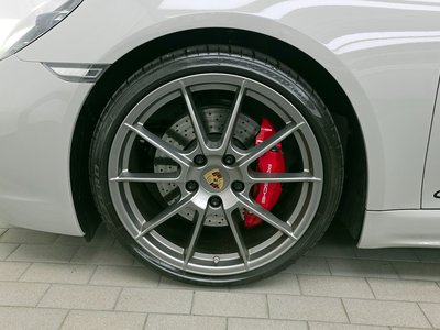 PORSCHE 718 - 6