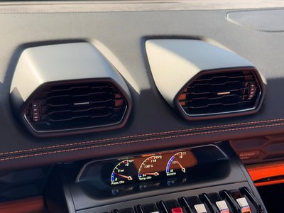 2017 Lamborghini HURACAN SPYDER thumbnail 34