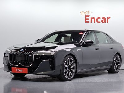 2025 BMW I7 照片 1