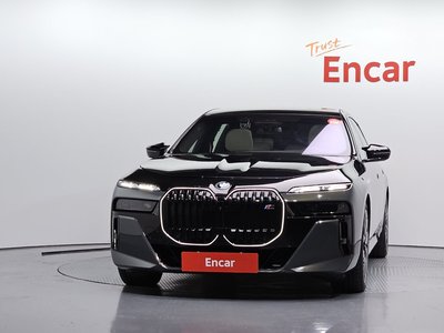 2025 BMW I7 照片 2