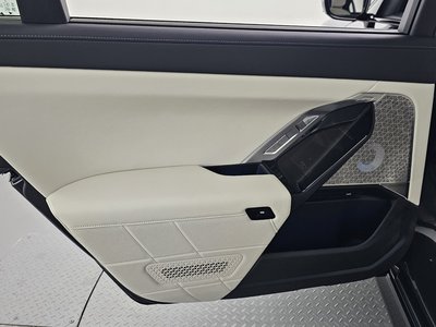 2025 BMW I7 缩略图 15