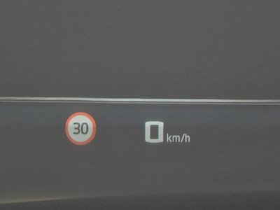 2025 BMW I7 缩略图 31